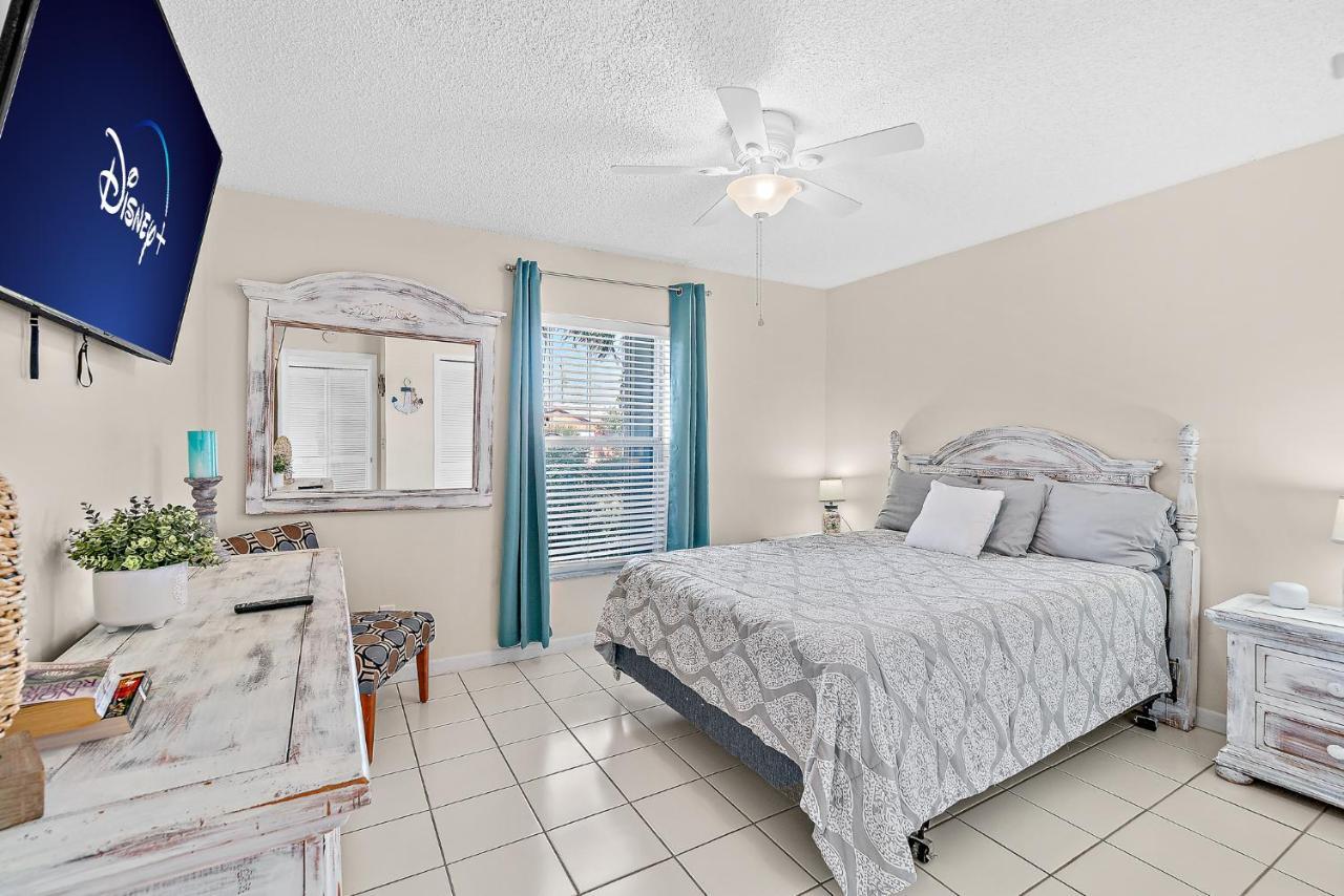 מלבורן Serene Seaside Retreat - Dog Friendly - 2Br Townhouse With Shared Heated Pool Steps To Paradise Beach! מראה חיצוני תמונה