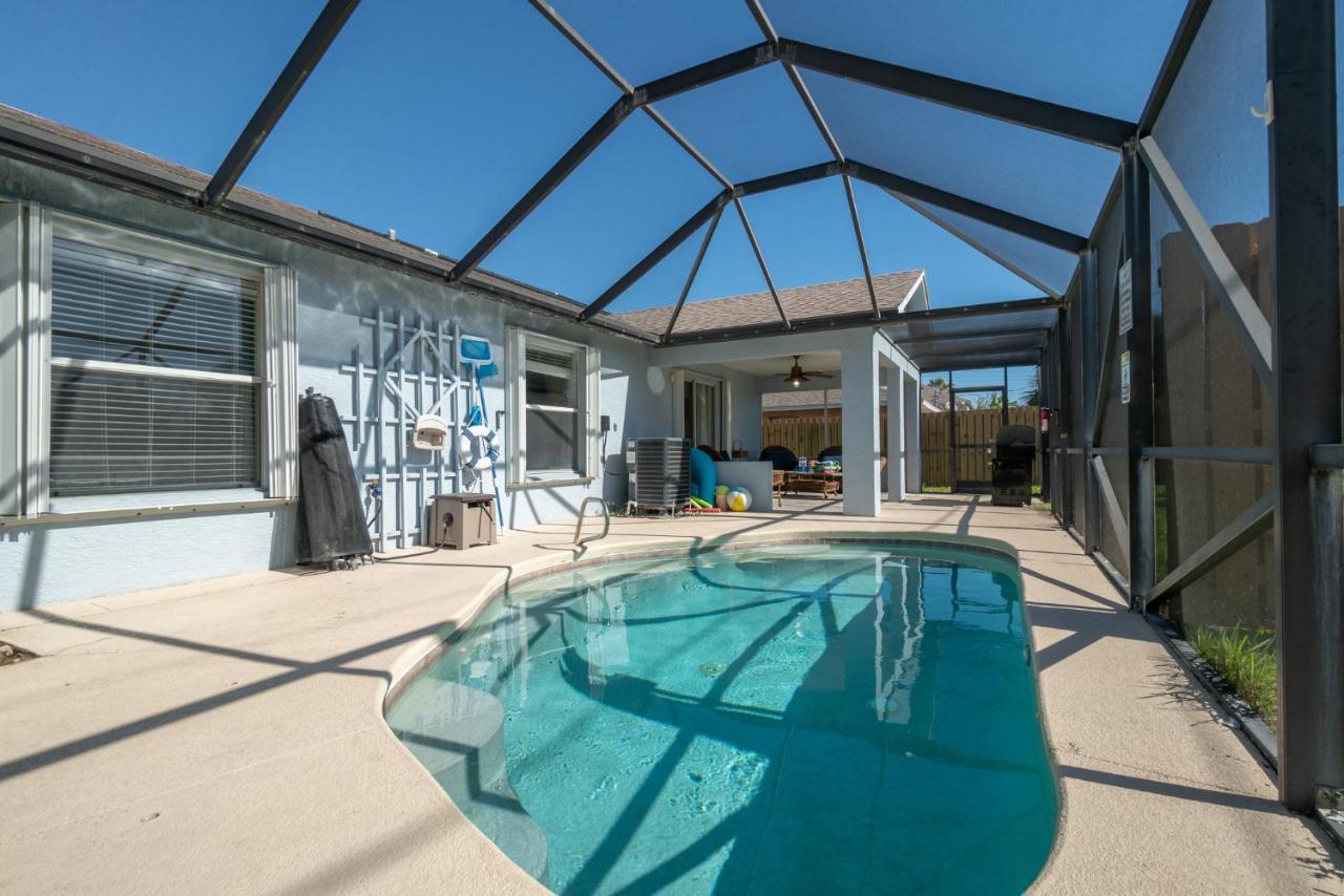 מלבורן Serene Seaside Retreat - Dog Friendly - 2Br Townhouse With Shared Heated Pool Steps To Paradise Beach! מראה חיצוני תמונה